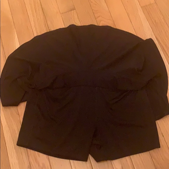 **SUPER TRENDY black pleated athletic tennis skirt - Picture 3 of 3